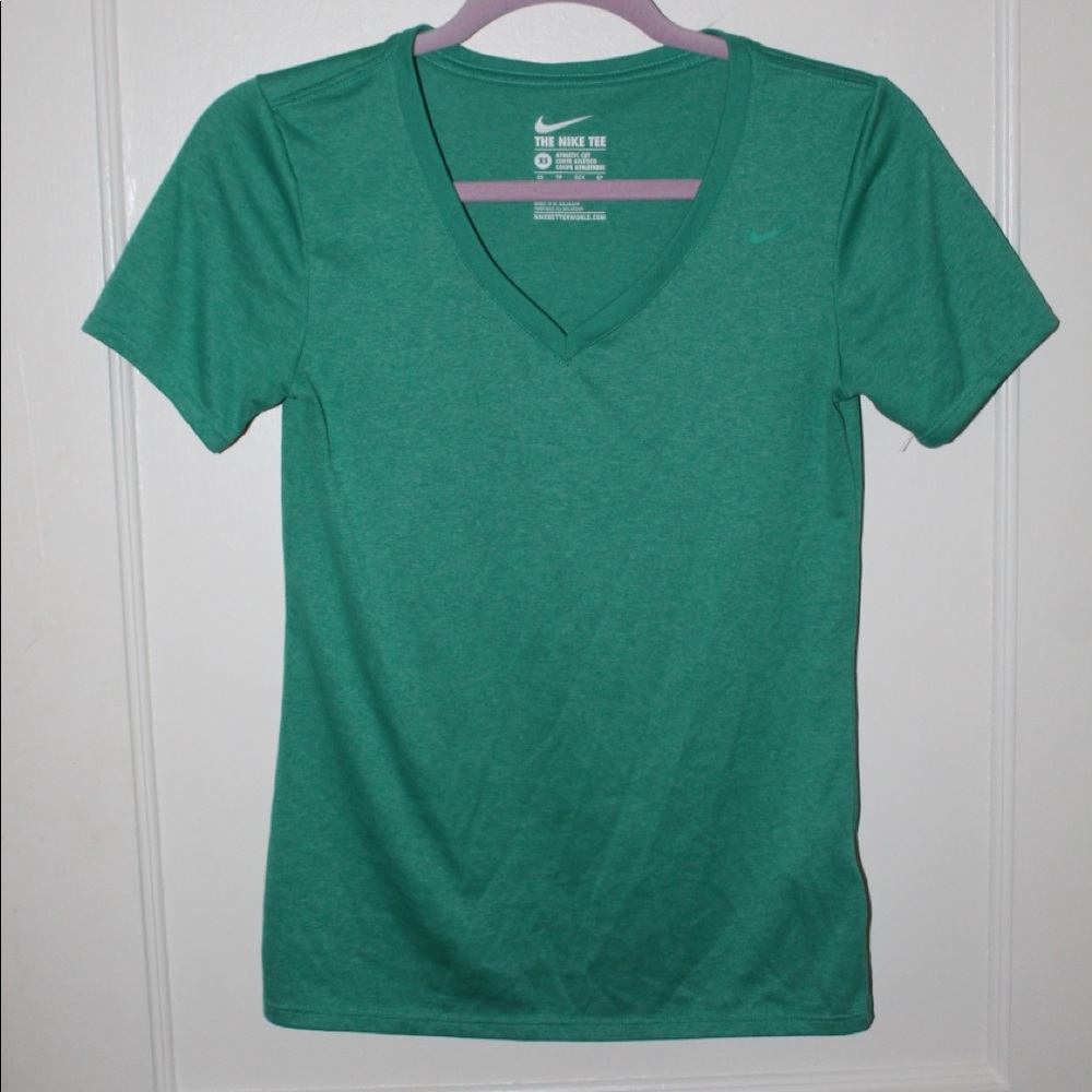 Women’s Nike Dri-fit v neck